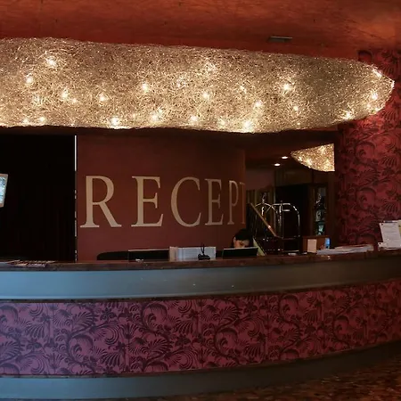 La Di Moret Hotel 4*