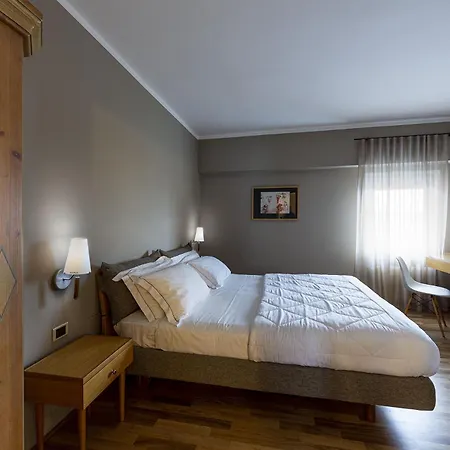 La Di Moret אודינה