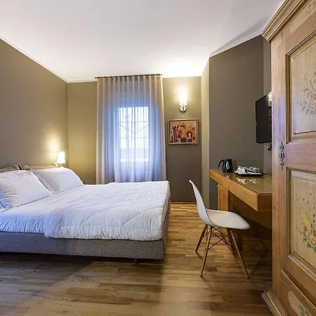 La Di Moret Hotel