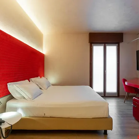 La Di Moret אודינה