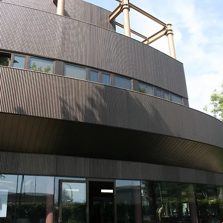 La Di Moret Hotel 4*